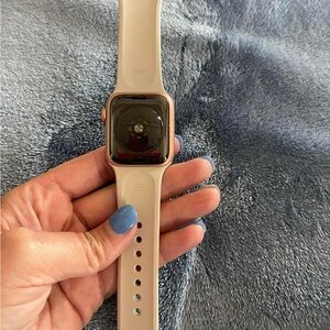 COPY - Apple Watch  SE 2nd generation !